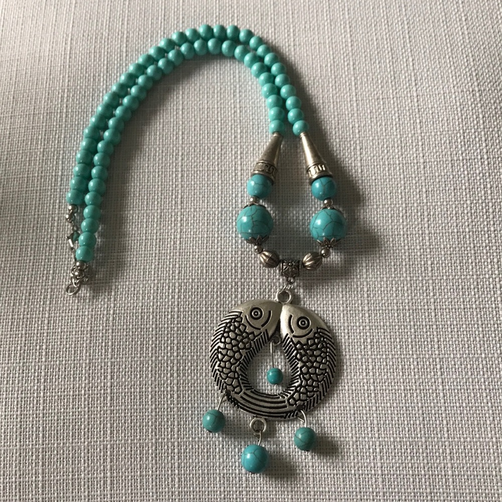 Fish necklace. - Picture 3 of 4